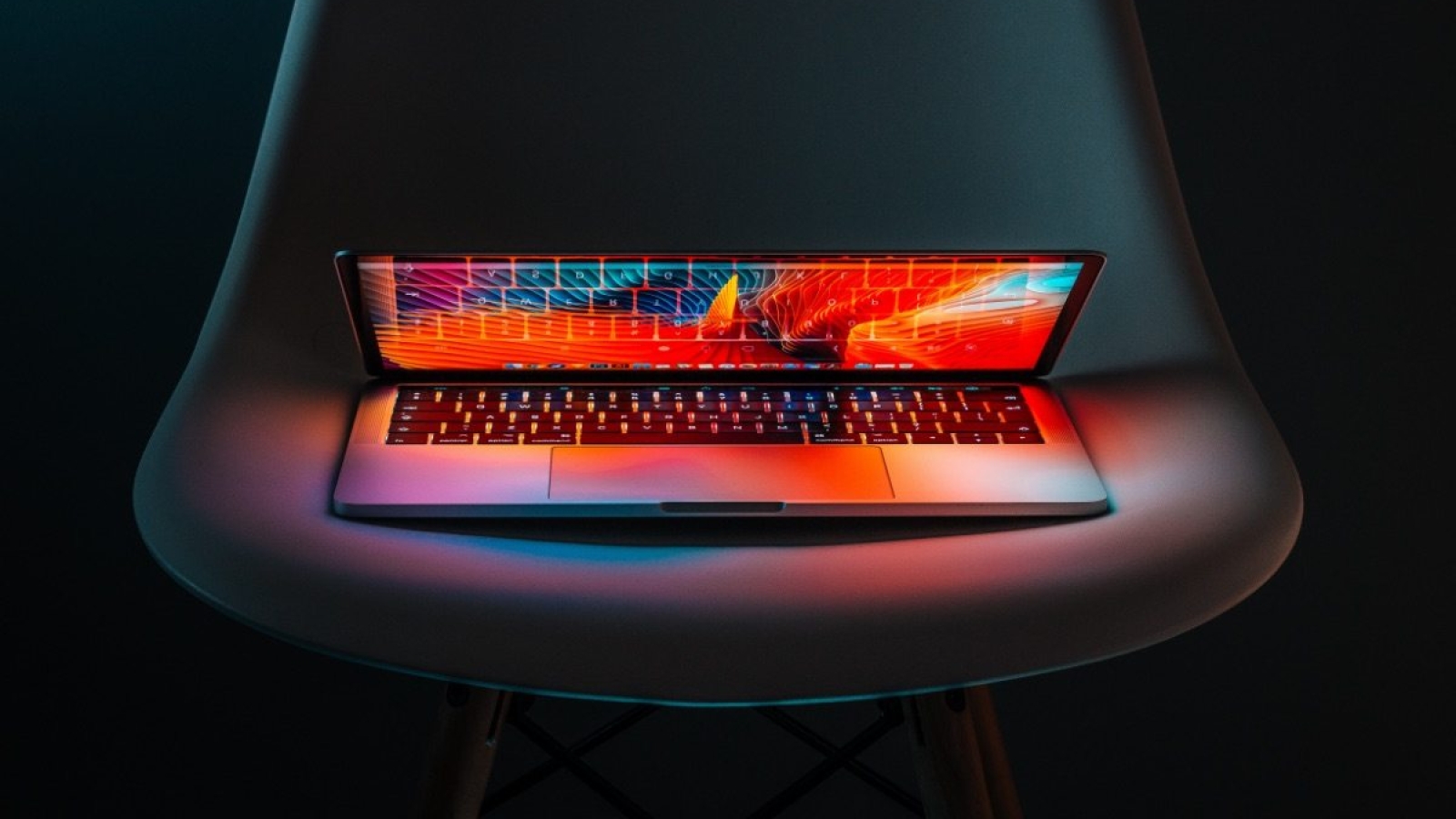 michal-kubalczyk-505207-unsplash-min