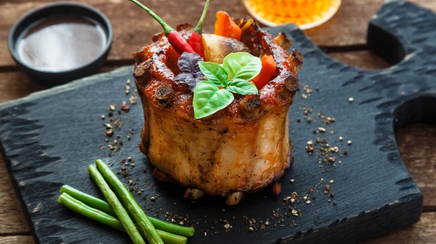 roasted-pork-ribs-crown-with-soy-sauce-honey-and-PMD9QBX-1ff